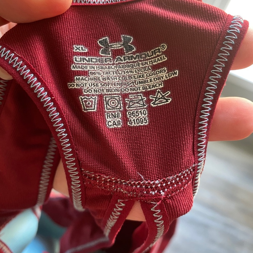 UA Sports Bra - Picture 5 of 5
